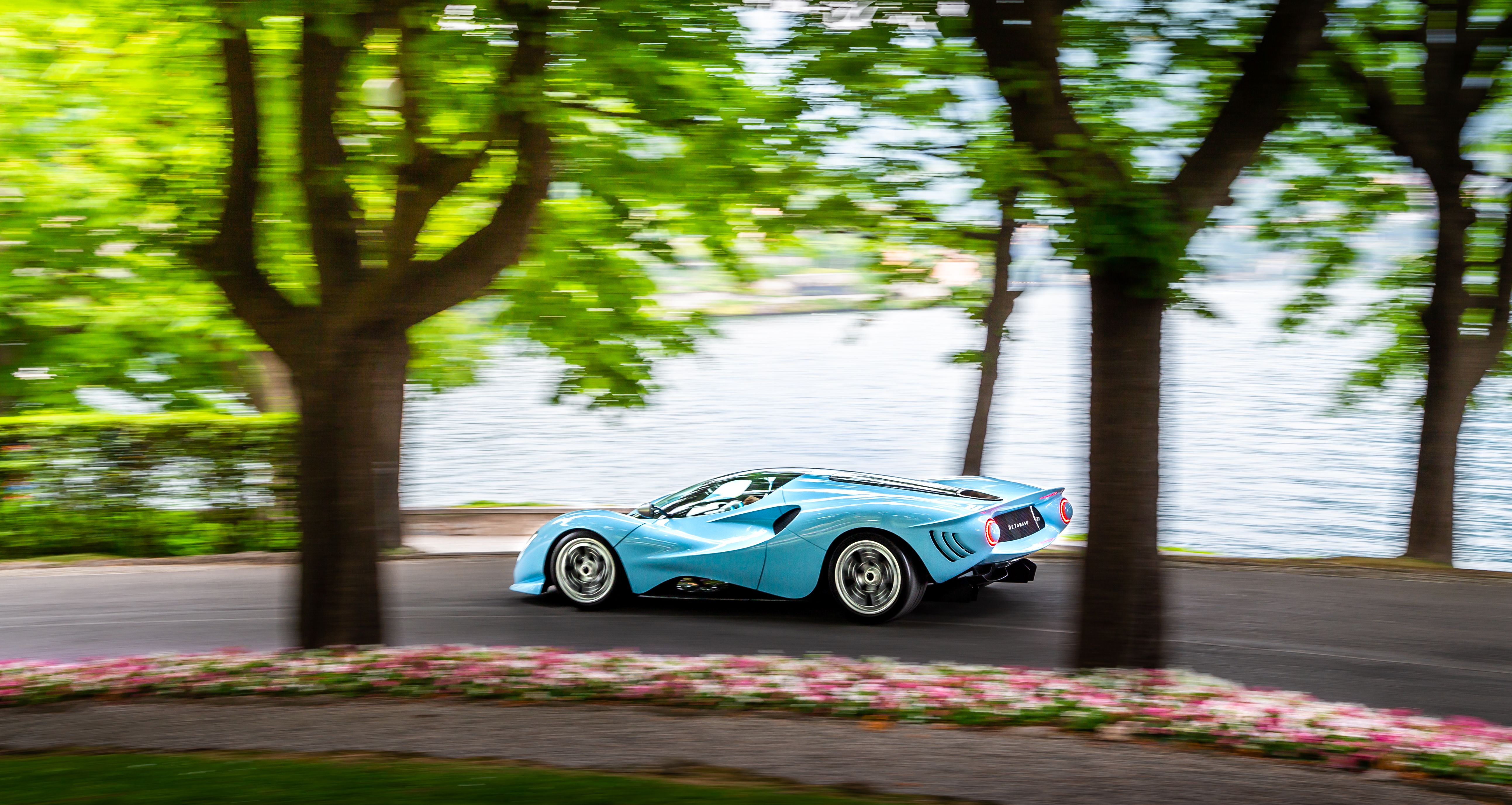 De Tomaso P72 driving past the lake